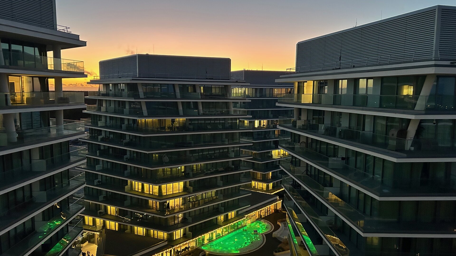 CHECK-IN BRAJAN JĘDRZEJEWSKI - Zdjęcie 1